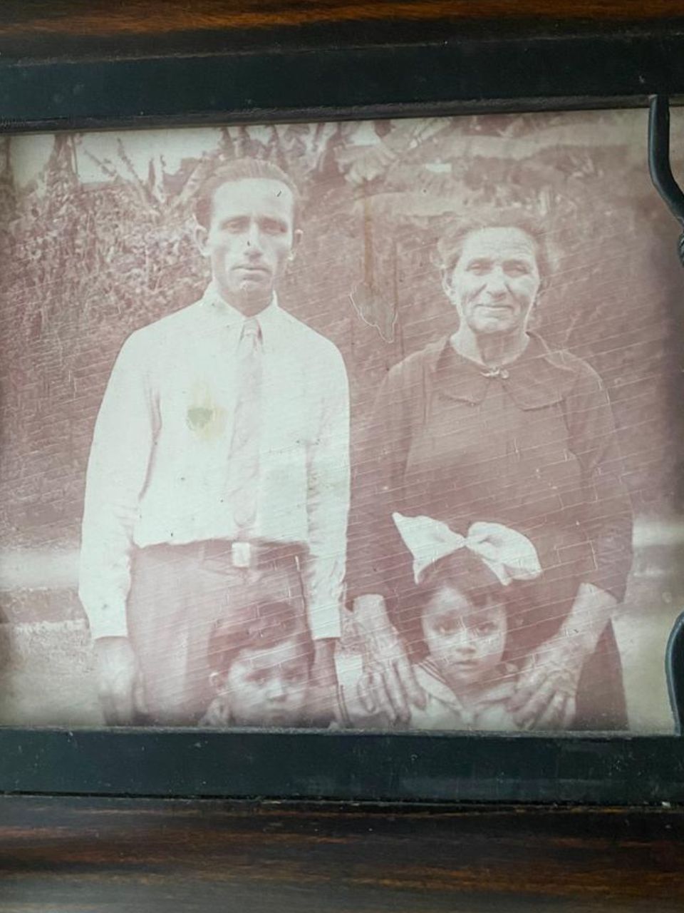 Alfio Piva con nonna, papá Alfio e sua sorella